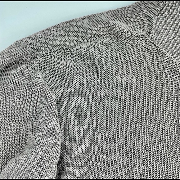 Sarah Pacini Neutral One Size Relaxed Asymmetrical Popover Lightweight Sweater - Picture 7 of 9